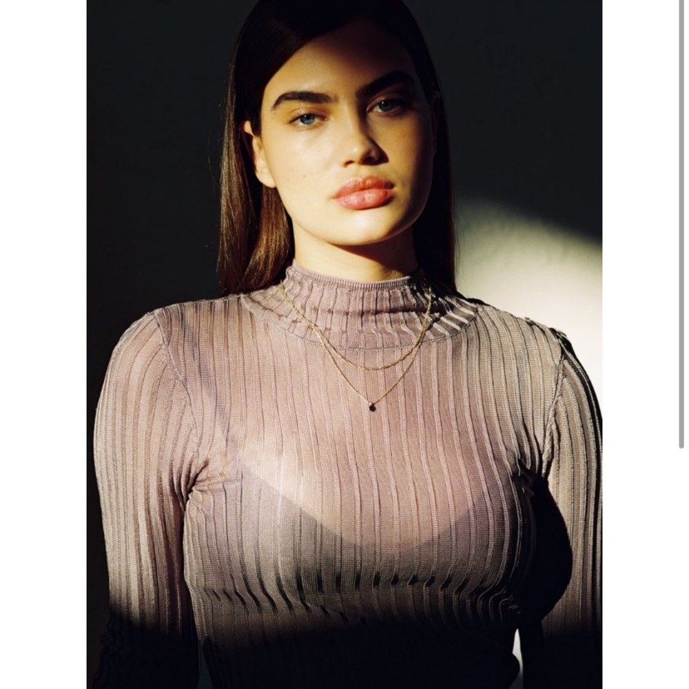Sheer Mock-Neck Top - Picture 2 of 7